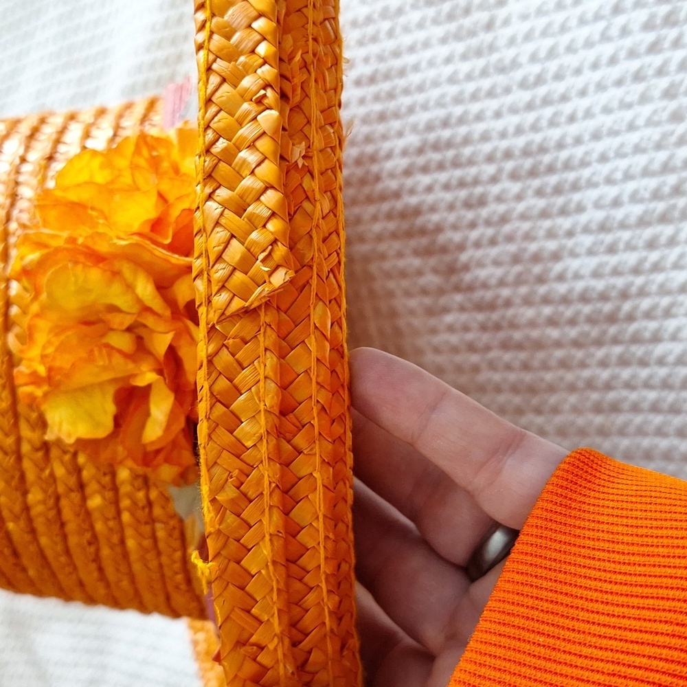 ORANGE STRAW DERBY HAT 👒 - Picture 4 of 7